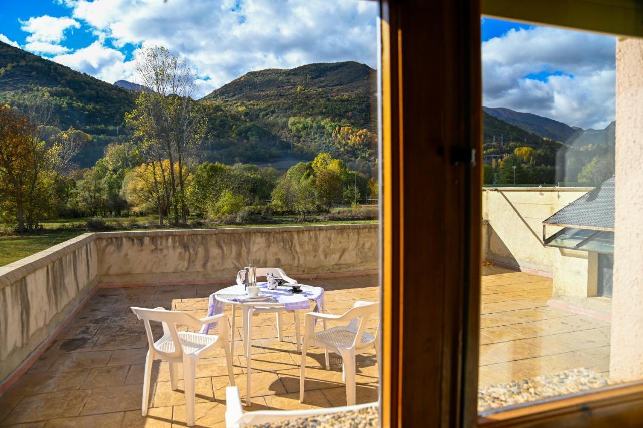 Casa Guineu Lägenhet Esterri d'Àneu Exteriör bild